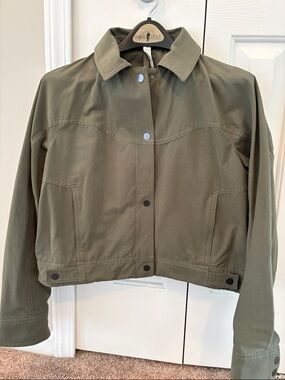 lululemon athletica Olive Green Snap-Front Jacket